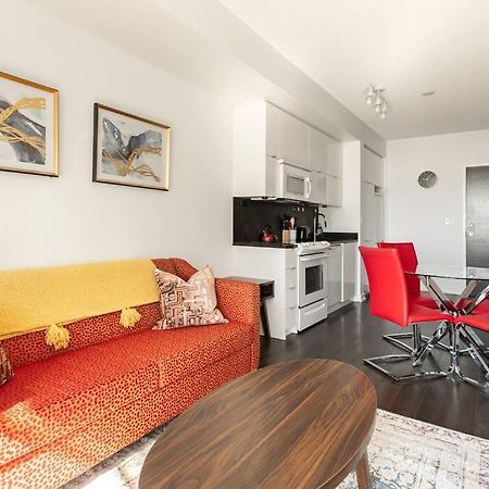 Luxury Downtown Lakeview & City View Condo トロント エクステリア 写真