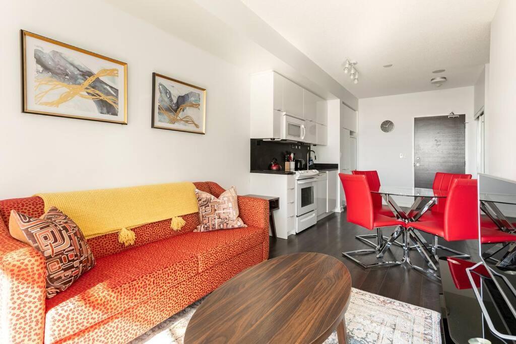 Luxury Downtown Lakeview & City View Condo トロント エクステリア 写真